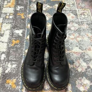 Dr Martens Boots Women 7 1460 Slip Resistant Soft Toe Work Black Leather Chunky